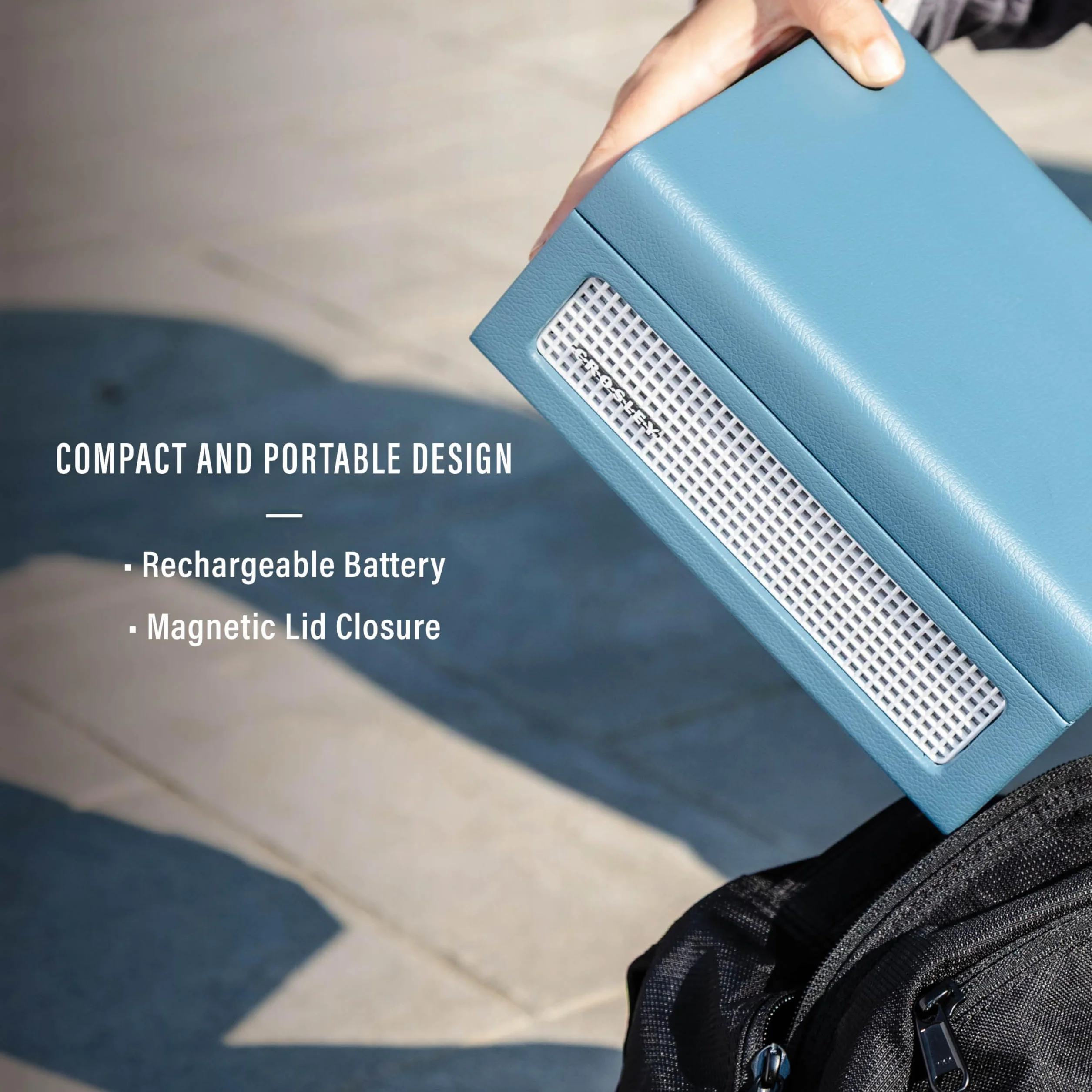 Crosley Voyager Lecteur CD Portable Bluetooth Haut-parleurs Stéréo Radio FM Rechargeable