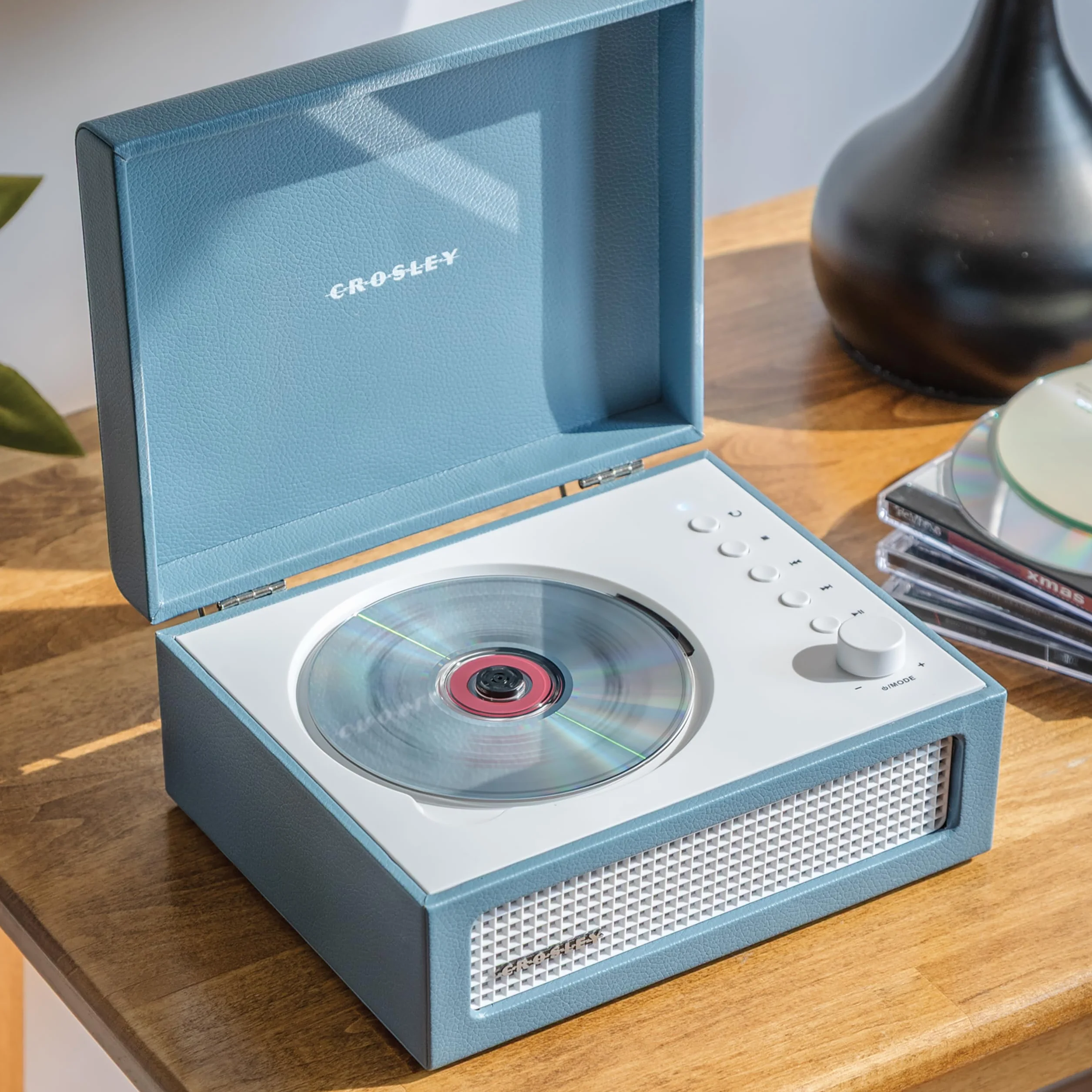 Crosley Voyager Lecteur CD Portable Bluetooth Haut-parleurs Stéréo Radio FM Rechargeable