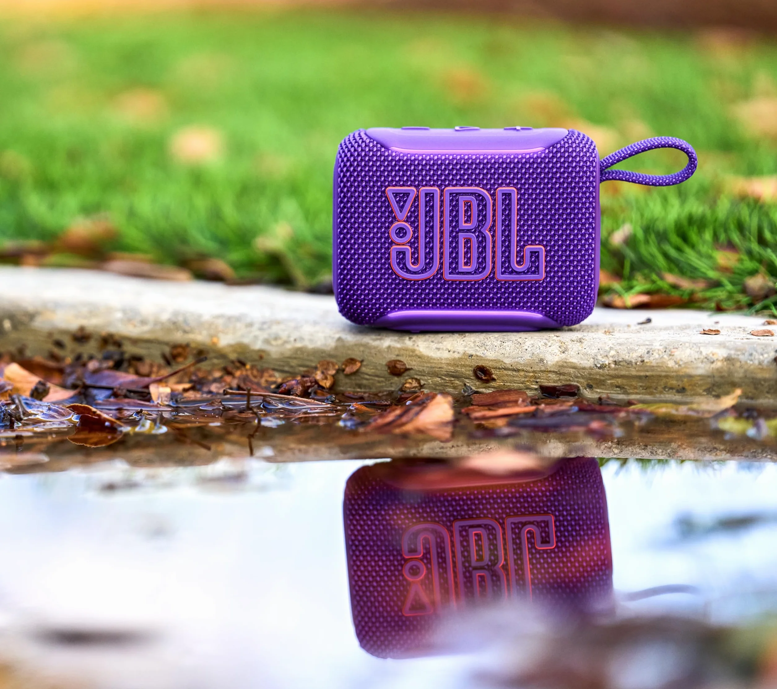 JBL GO 5 Enceinte Bluetooth Ultra-Portable JBL Pro Sound Basses AirTouch Étanche 10 Heures Autonomie Bleu