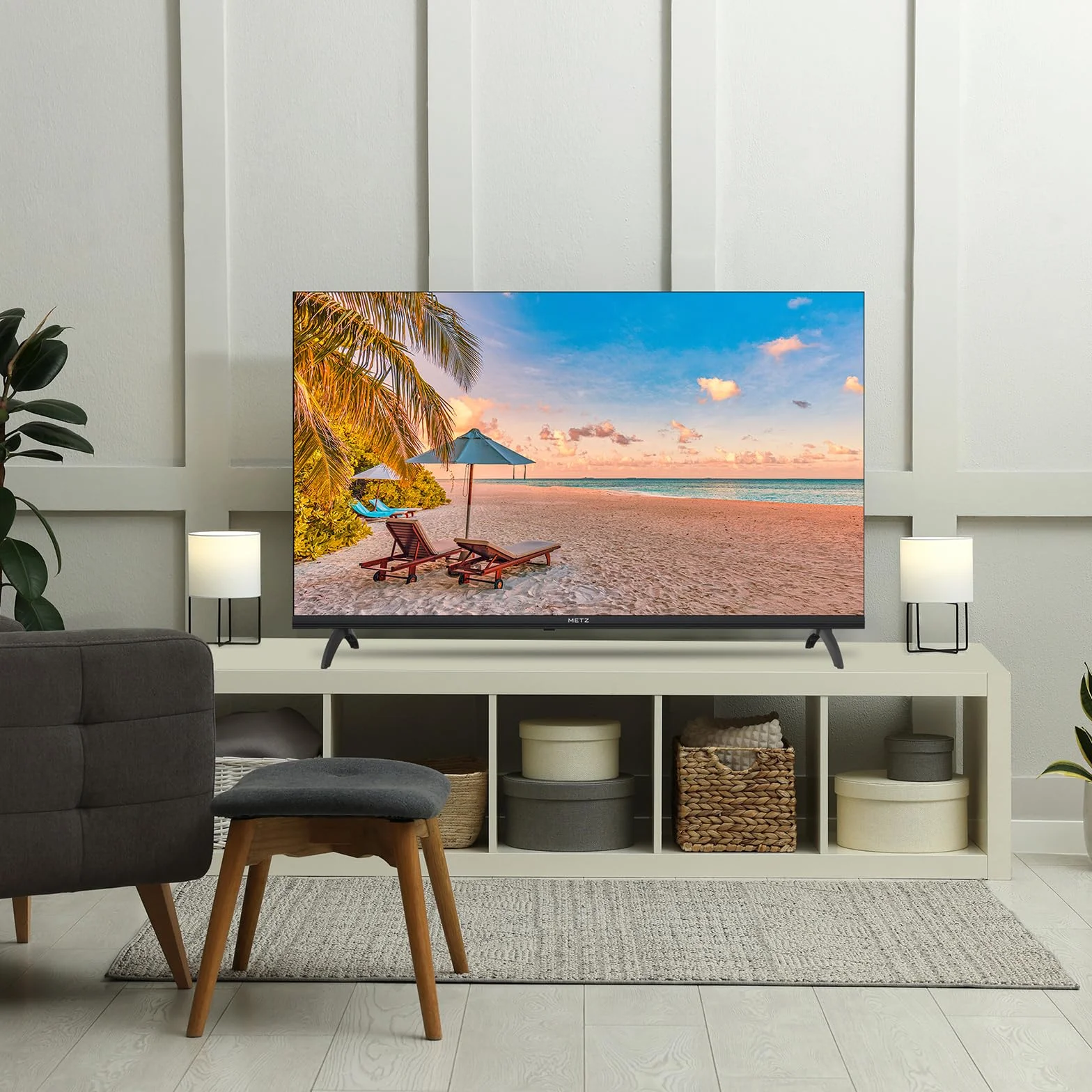 Metz 32 Pouces Smart TV LED QLED HDR 10 Dolby Audio Bluetooth 5.1 EyeCare DVB-T/T2/C/S/S2 CI+ 32MQF7000Z